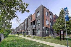370 D Red Maple Road 119, Richmond Hill, ON L4C 5T4
