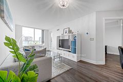 48 Suncrest Boulevard 720, Markham, ON L3T 7Y5