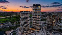 10 FLAVELLE Trail 1303, Vaughan, ON L4L 1V8