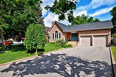 34 Captain Armstrong Lane, Markham, ON L3P 3C9