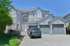 2 wainwright Avenue, Richmond Hill, ON L4C 5R5