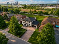 38 Beckenridge Drive, Markham, ON L3S 2V7