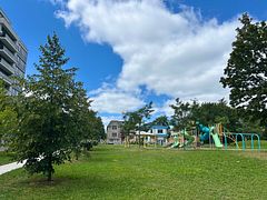 370 Highway 7 E 217, Richmond Hill, ON L4B 0C4