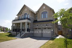 42 Concert Hill Way, East Gwillimbury, ON L9N 0W8