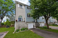 31 Harmony Circle, Bradford West Gwillimbury, ON L3Z 2T8