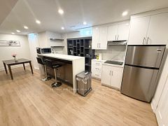7 Charing Crescent Basement, Aurora, ON L4G 6P4
