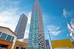 5 Buttermill Avenue 3205, Vaughan, ON L4K 0J5