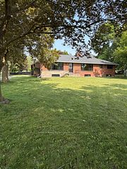 13 Circle Ridge Drive, Georgina, ON L4P 2H2