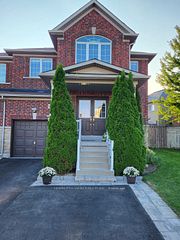 115 James McCullough Road, Whitchurch-Stouffville, ON L4A 0Z2