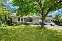34 Gentry Crescent, Richmond Hill, ON L4C 2G9