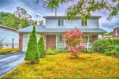 54 Penwick Crescent, Richmond Hill, ON L4C 5B4