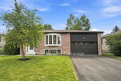 29 Beckett Avenue, East Gwillimbury, ON L9N 1E8