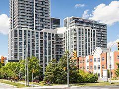 185 Oneida Crescent 918, Richmond Hill, ON L4B 0B1