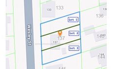 137 Wesley Street, Newmarket, ON L3Y 3N9