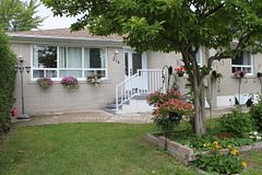 216 Alverna Road Lower B, Richmond Hill, ON L4C 3M7