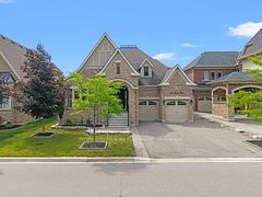 31 Munsie Drive, King, ON L7B 0N8
