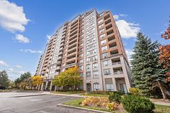 9 Northern Heights Drive E Drive 916, Richmond Hill, ON L4B 4M6