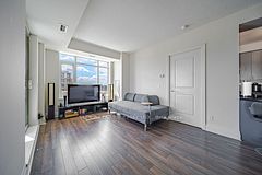 151 Upper Duke Crescent 809, Markham, ON L6G 0E1
