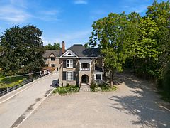 66 Main Street, King, ON L0G 1T0