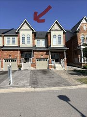 15 Clarinet Lane, Whitchurch-Stouffville, ON L4A 0N8