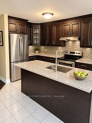19 Casabel Drive Upper, Vaughan, ON L6A 3M5