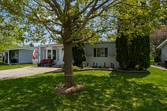 53 Corner Brook Trail, Innisfil, ON L9S 1N6