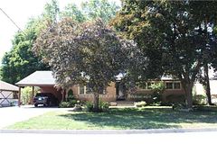 308 Maple Street, Newmarket, ON L3Y 3K4