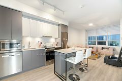 50 Upper MAll Way 226, Vaughan, ON L4J 0L8