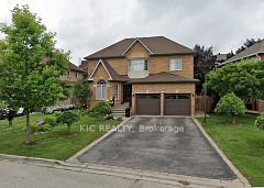 618 Ponting Place, Newmarket, ON L3X 1T4