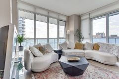 9471 Yonge Street 910, Richmond Hill, ON L4C 0Z5