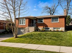 166 Collings Avenue, Bradford West Gwillimbury, ON L3Z 1W1