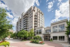 39 Galleria Parkway 210, Markham, ON L3T 0A6