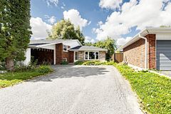 6 Valleycrest Avenue, Markham, ON L3P 1H7
