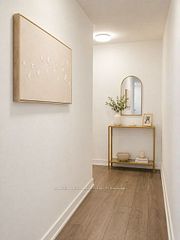 8888 Yonge Street 322, Richmond Hill, ON L4C 6Z1