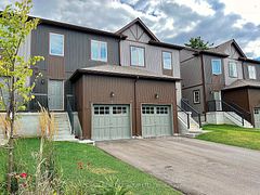 110 Grew Boulevard 4, Georgina, ON L0E 1L0