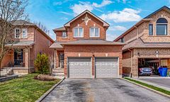 249 Rushbrook Drive, Newmarket, ON L3X 2E3