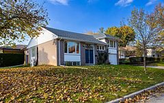 210 Harrygan Crescent, Richmond Hill, ON L4C 4J1