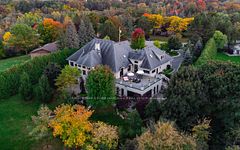 111 Manitou Drive, King, ON L7B 1E7