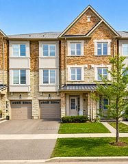 22 Lowther Avenue, Richmond Hill, ON L4E 2Z7