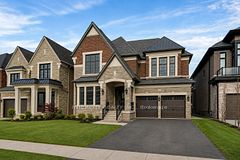 8 Heart Lake Circle, King, ON L7B 0T1