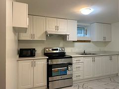 448 Elmwood Avenue, Richmond Hill, ON L4C 1M4