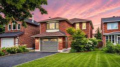 160 Marlott Road, Vaughan, ON L6A 1H2