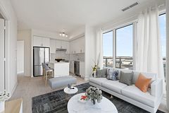 9000 Jane Street 602, Vaughan, ON L4K 0M6