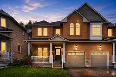 135 Maroon Drive, Richmond Hill, ON L4E 5B7