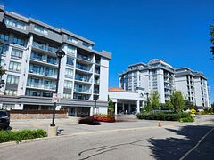 11121 Yonge Street 112, Richmond Hill, ON L4C 0S7