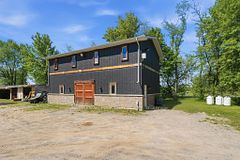 147 Murphy Road, Essa, ON L0M 1B1