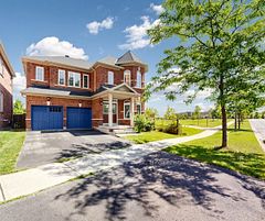 107 Alexander Lawrie Avenue, Markham, ON L6E 0J7