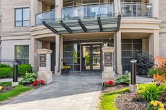 180 John Way W 304, Aurora, ON L4G 0R3