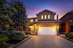 5 Jordana Drive, Markham, ON L3S 3C2