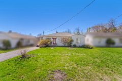 128 Eagle Street, Newmarket, ON L3Y 1J4